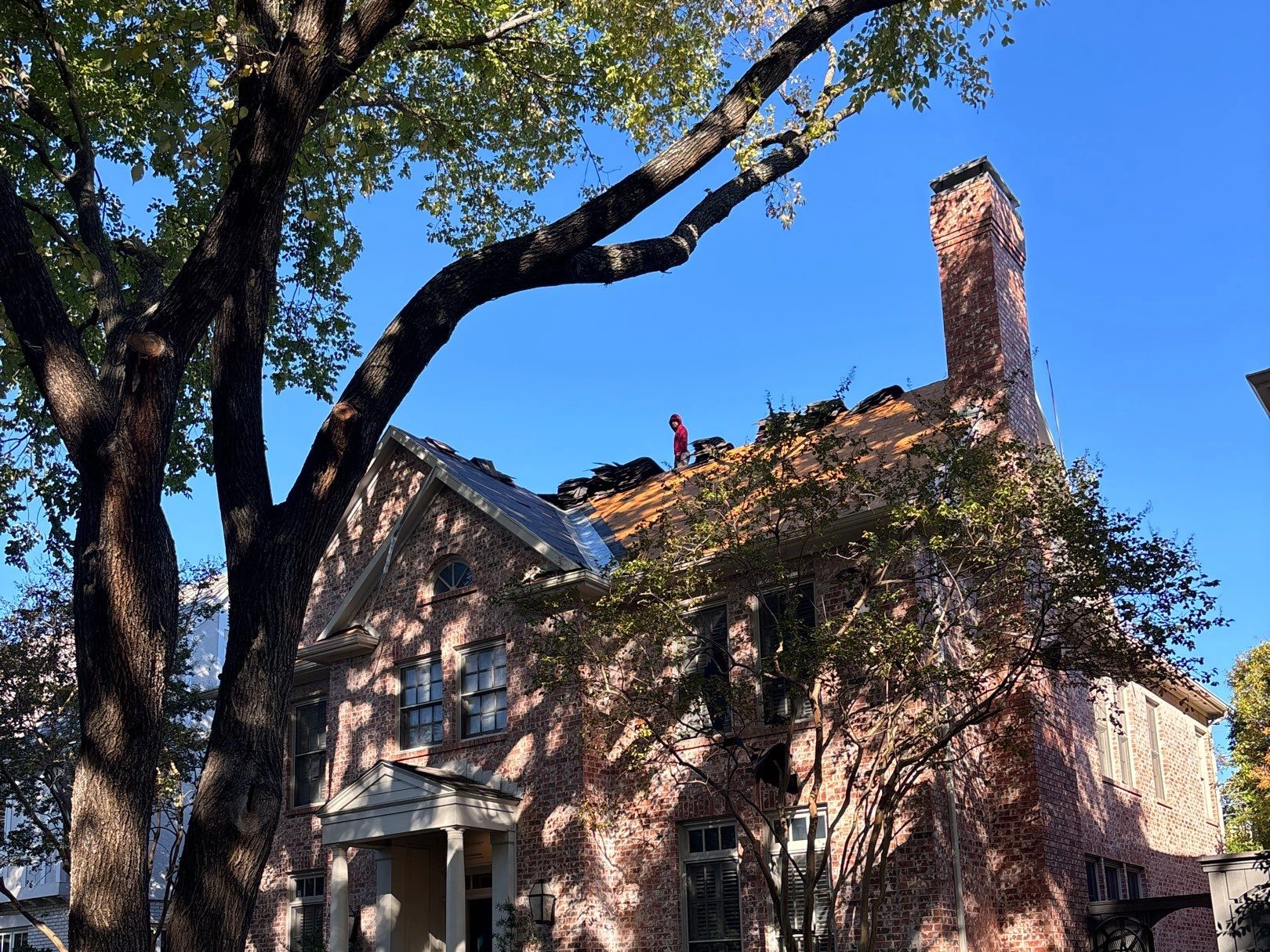Asphalt Roof Replacement on Dallas Home